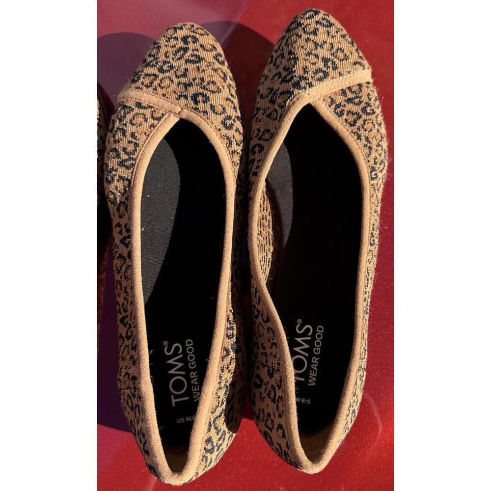Toms Katie Knit Flats Leopard Cheetah Animal Print Women’s Size 6.5 NWOB